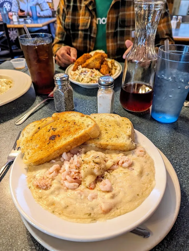 Deluxe Clam Chowder Bowl